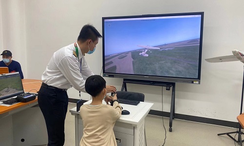 新疆保华润天航空:为青少年提供无人机科技学习平台