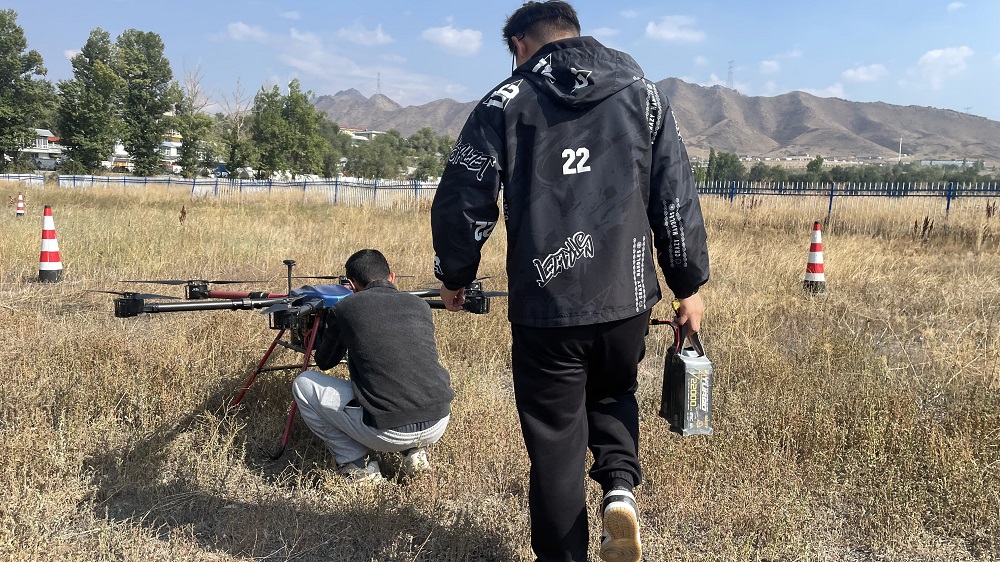 新疆无人机执照培训:保华润天航空无人机培训服务介绍